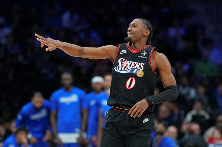 Tyrese Maxey, le meneur des Philadelphia Sixers, lors d'une rencontre de NBA contre les Dallas Mavericks, à Philadelphie, le 20 décembre 2025