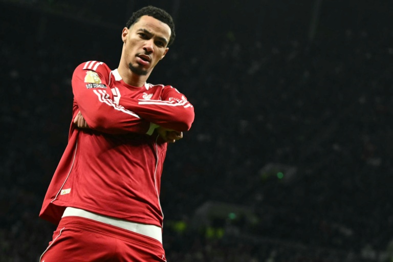 Hugo Ekitiké, l'attaquant français de Liverpool, vient de marquer contre Tottenham en Premier League le 20 décembre 2025 à Londres