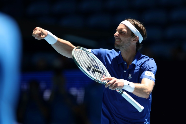 Arthur Rinderknech après sa victoire face à l'Italien Flavio Cobolli le 6 janvier 2026 à Perth en Australie