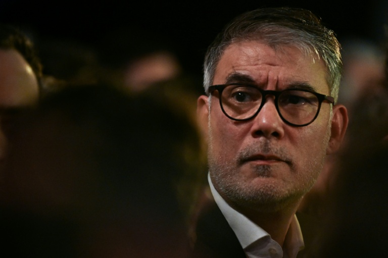 Le premier secrétaire du Parti socialiste Olivier Faure, assiste à une réunion à La Bellevilloise, à Paris, le 14 janvier 2026