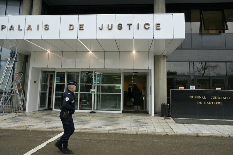 L'entrée du tribunal de Nanterre, avant l'audience de Dominique Pelicot, au centre judiciaire dédié aux affaires non résolues, le 30 janvier 2025 dans les Hauts-de-Seine