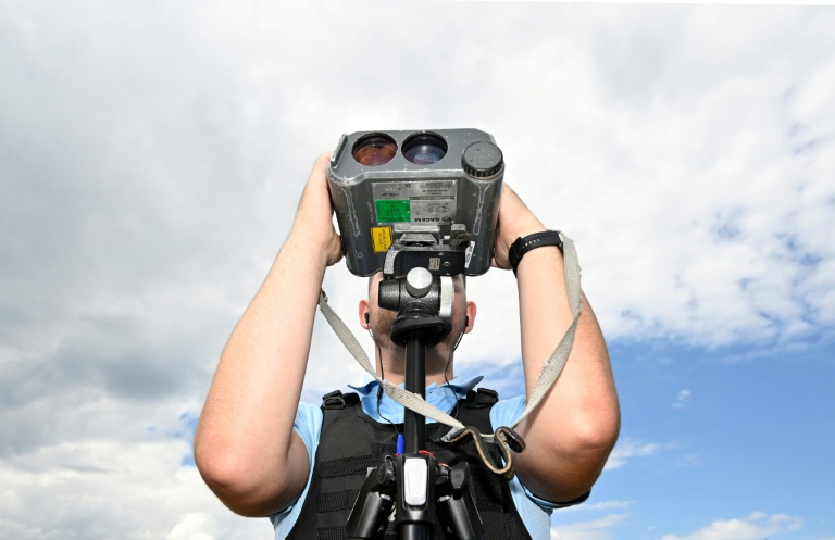 Les délits de grande vitesse (plus de 50 km/h au-dessus de la limite) vont aussi faire l'objet d'une sévérité accrue