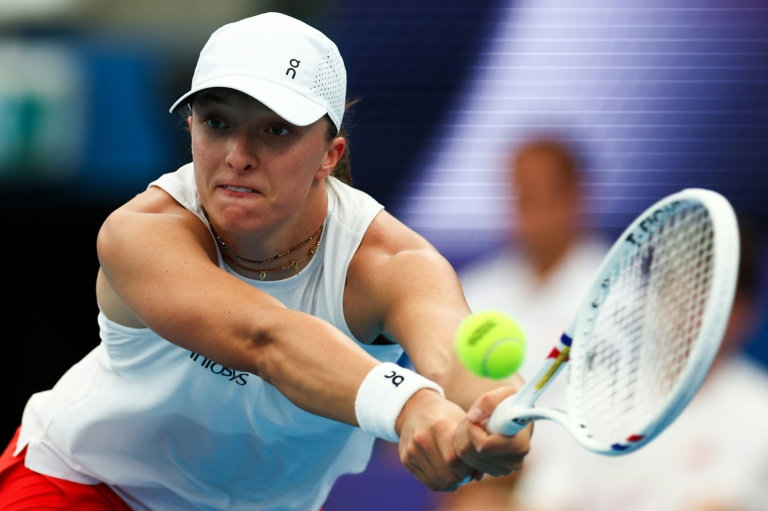 La Polonaise Iga Swiatek a battu la Néerlandaise Suzan Lamens lors de la United Cup à Sydney le 7 janvier 2026