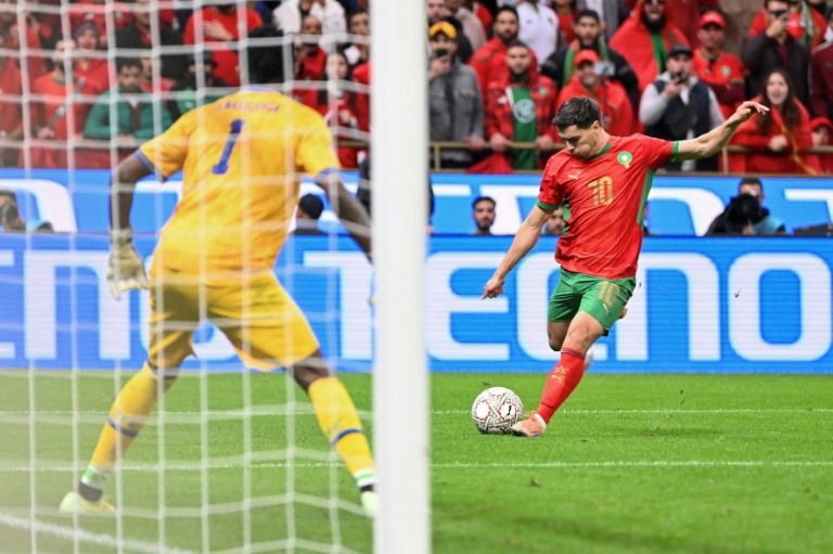 Le Marocain Brahim Diaz inscrivant le but victorieux face à la Tanzanie, en 8e de finale de la CAN, le 4 janvier 2026 à Rabat