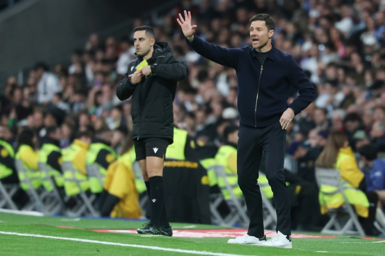 L'entraîneur du Real Madrid Xabi Alonso lors du match de Liga contre le Betis Séville le 4 janvier 2026 à Madrid