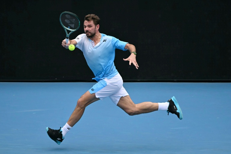 Le Suisse Stan Wawrinka lors de son match du premier tour de l'Open d'Australie contre le Serbe Laslo Djere, à Melbourne, le 19 janvier 2026
