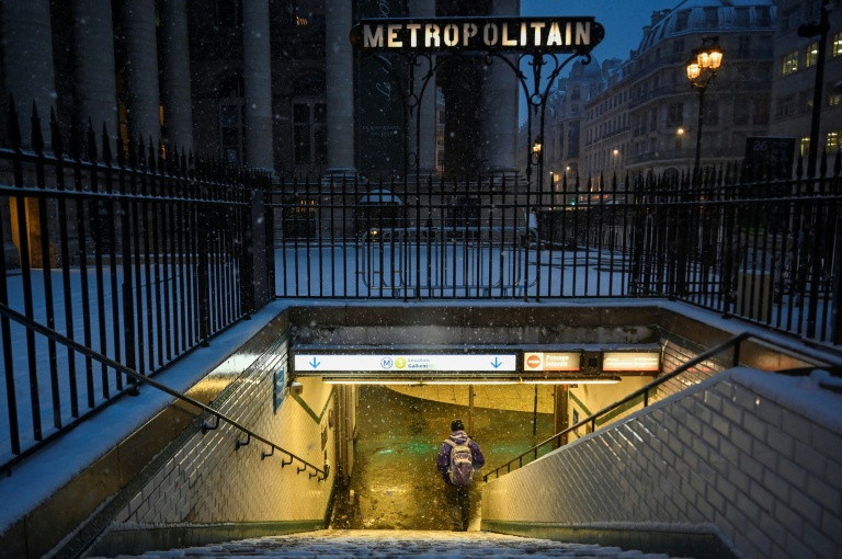 Station de métro à Paris le 7 janvier 2026