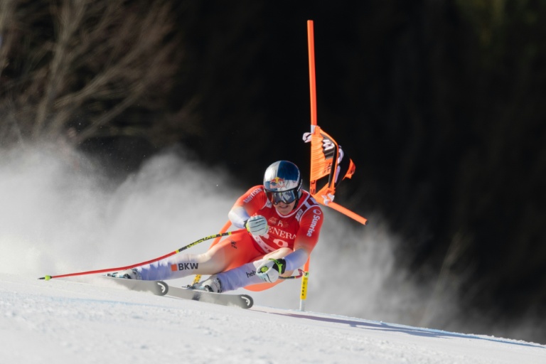 Le Suisse Franjo Von Allmen a terminé deuxième du Super-G de Kitzbühel (Autriche) derrière son compatriote Marco Odermatt le 23 janvier 2026