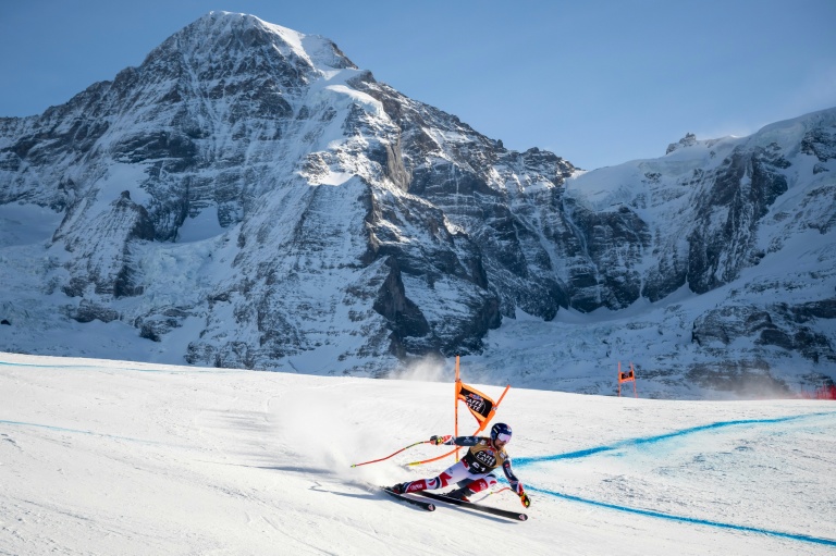 Le skieur français Maxence Muzaton à l'entraînement le 15 janvier 2026 avant une épreuve de la Coupe du monde de ski alpin à Wengen (Suisse)