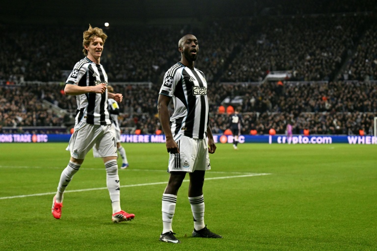L'attaquant de Newcastle Yoane Wissa célèbre son but lors d'un match de Ligue des champions contre Eindhoven, à Newcastle, le 21 janvier 2026