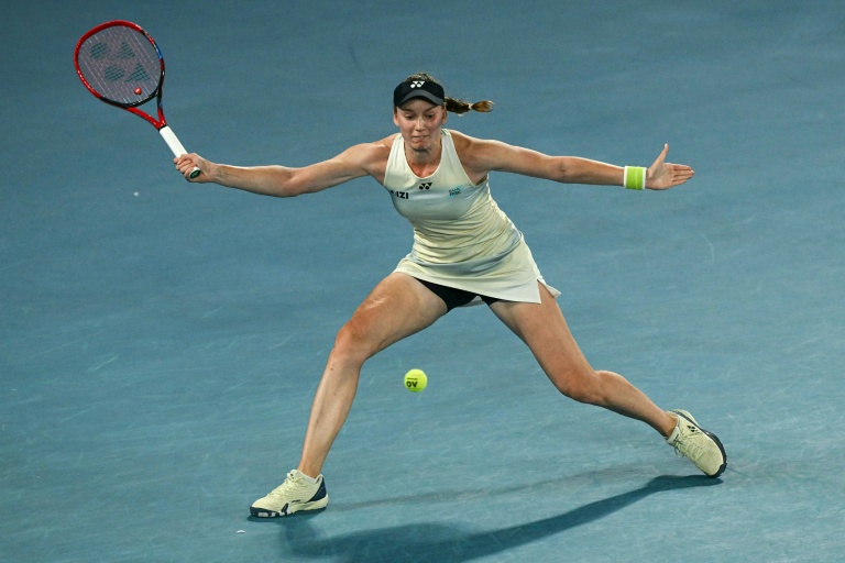 La Kazakhe Elena Rybakina lors de sa victoire en demi-finale de l'Open d'Australie face à Jessica Pegula, le 29 janvier 2026 à Melbourne