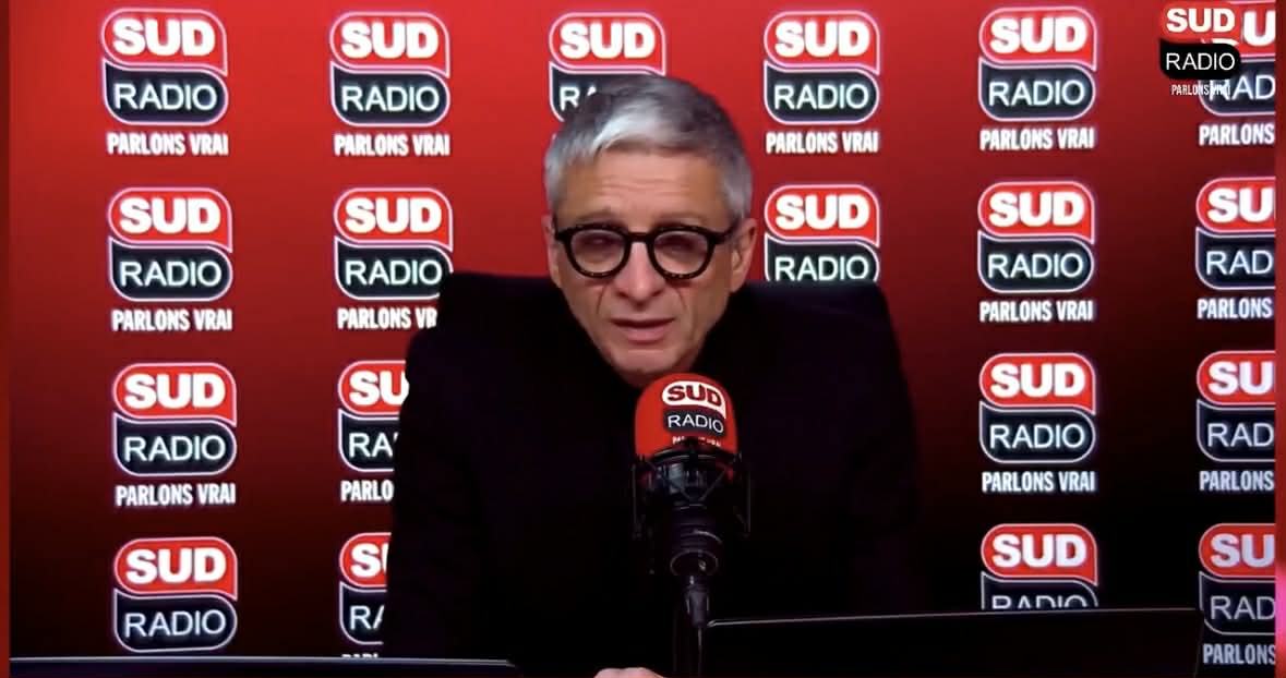 Donald Trump vient de menacer l’Europe d’une surtaxe de 10% des droits de douane au 1er février si le Groenland n’était pas « intégralement vendu » aux Etats-Unis. Dans son édito du jour, Jean-François Achilli est revenu sur la position de l'Europe concernant le président américain.