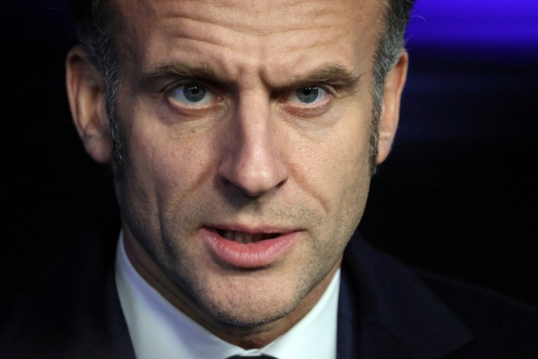 Le président français Emmanuel Macron, le 12 février 2026 à Rijkhoven , en Belgique