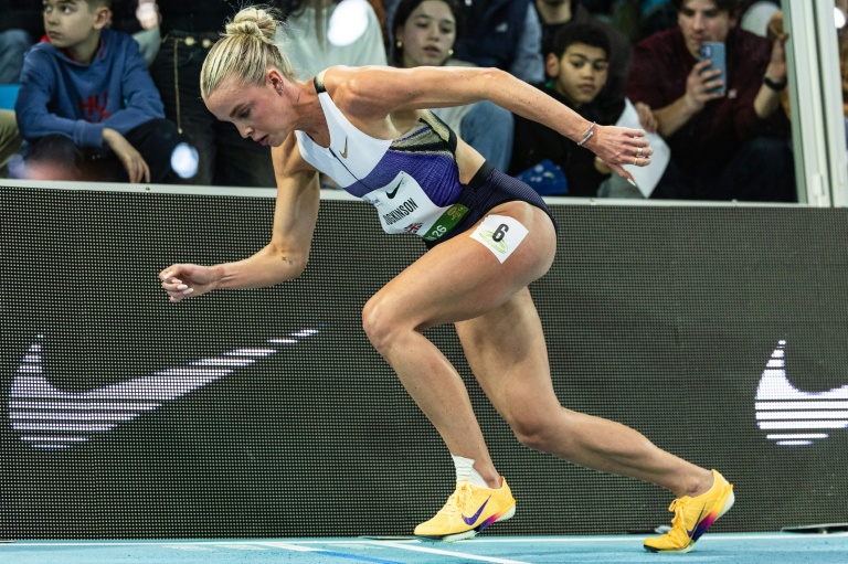 La Britannique Keely Hodgkinson au départ du 800 m du meeting de Liévin, le 19 février 2026