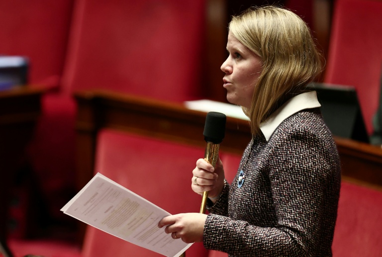 La députée LR Justine Gruet s'exprime à l'Assemblée nationale, à Paris, le 5 novembre 2025