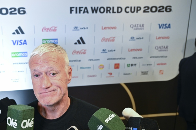 Le sélectionneur des Bleus Didier Deschamps lors d'un point presse en marge du tirage au sort du Mondial à Washington DC, le 5 décembre 2025