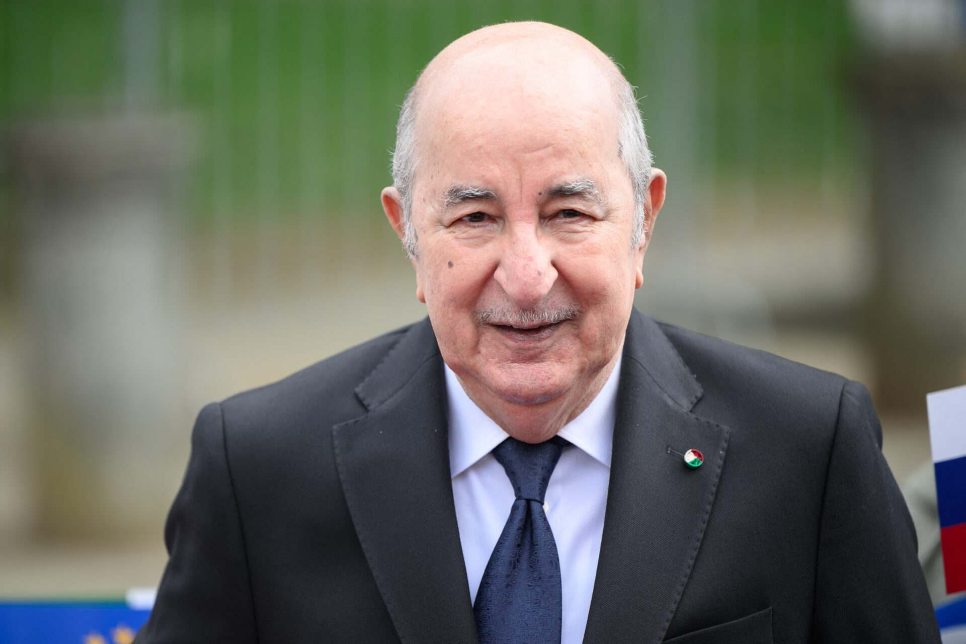 Le président de l'Algérie l'annonce : La peine de mort sera appliquée aux pyromanes.