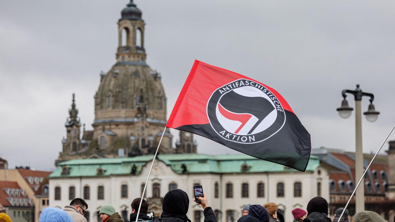 L'humeur de Périco Légasse : « Que dirait-on si c’était l’extrême droite qui avait tué Quentin ? »