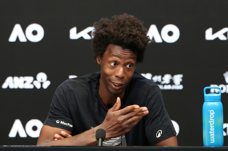 Gael Monfils en conférence de presse après son élimination à l'Open d'Australie à Melbourne le 20 janvier 2026.