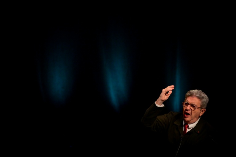 Le fondateur de La France Insoumise (LFI), Jean-Luc Mélenchon, prononce un discours lors d'un meeting électoral à Lyon, le 26 février 2026