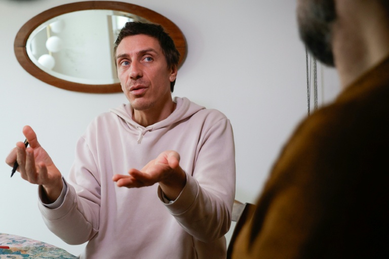 Le Français Camilo Castro, le 3 février 2026 à Verneuil-sur-Seine, dans les Yvelines