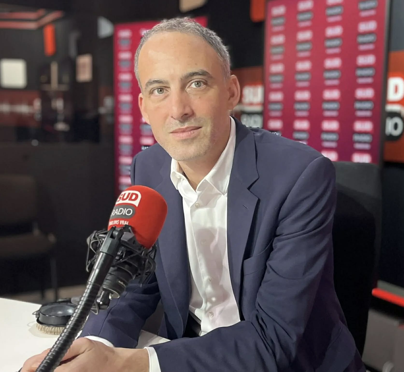 Raphaël Glucksmann, lfi, mélenchon, quentin, gauche