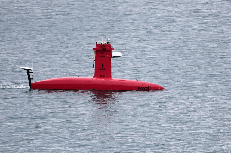 Le drone sous-marin Exail lors d'une démonstration au centre d'expertise et d'essais DGA Techniques Navales à Toulon, le 22 janvier 2026 dans le Var