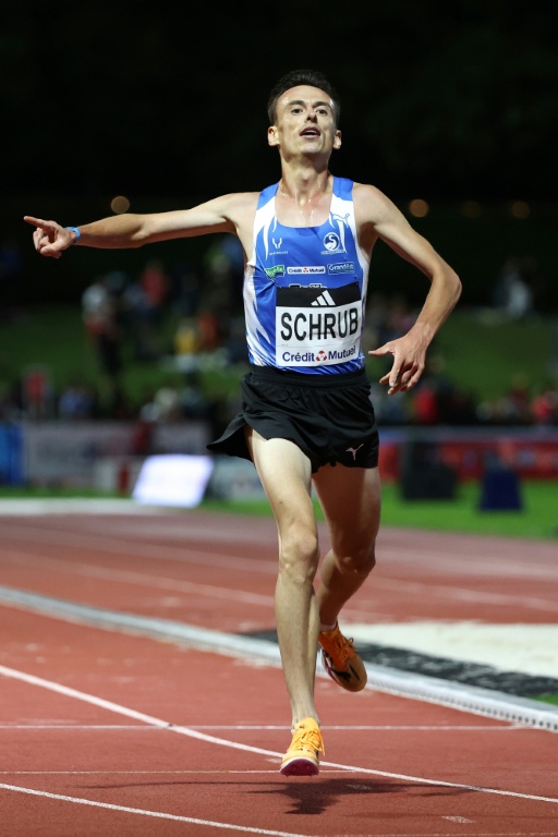 Yann Schrub remporte le 5000m des Championnats de France à Talence, le 1er août 2025