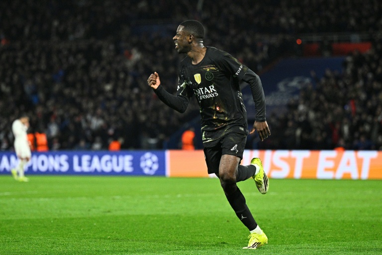 Ousmane Dembélé laisse éclater sa joie de buteur lors de la victoire 5-2 contre Chelsea en 8e de finale aller de la Ligue des champions, le 11 mars 2026 au Parc des Princes