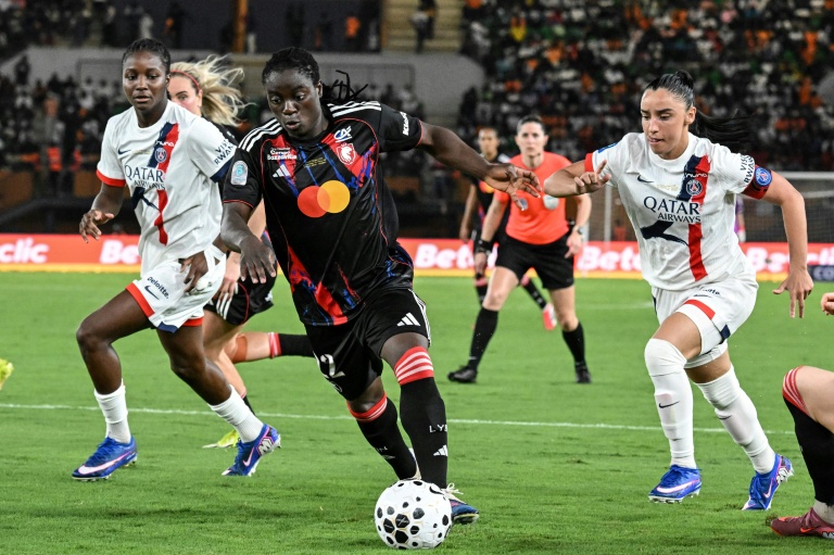 L'attaquante haïtienne des Lyonnes Tabitha en finale de la Coupe de la Ligue CONTRE le PSG au stade Félix Houphouet-Boigny le 14 mars 2026 à Abidjan