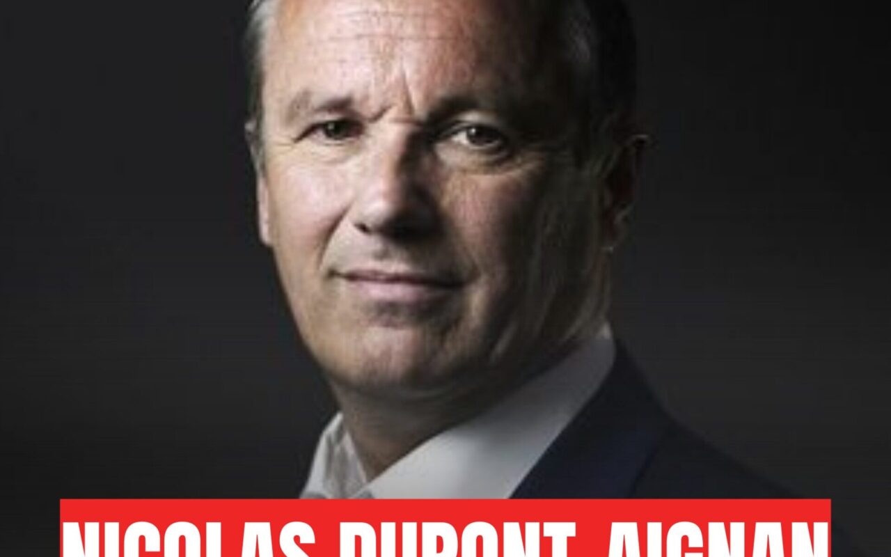 La biographie et le CV de Nicolas Dupont‑Aignan