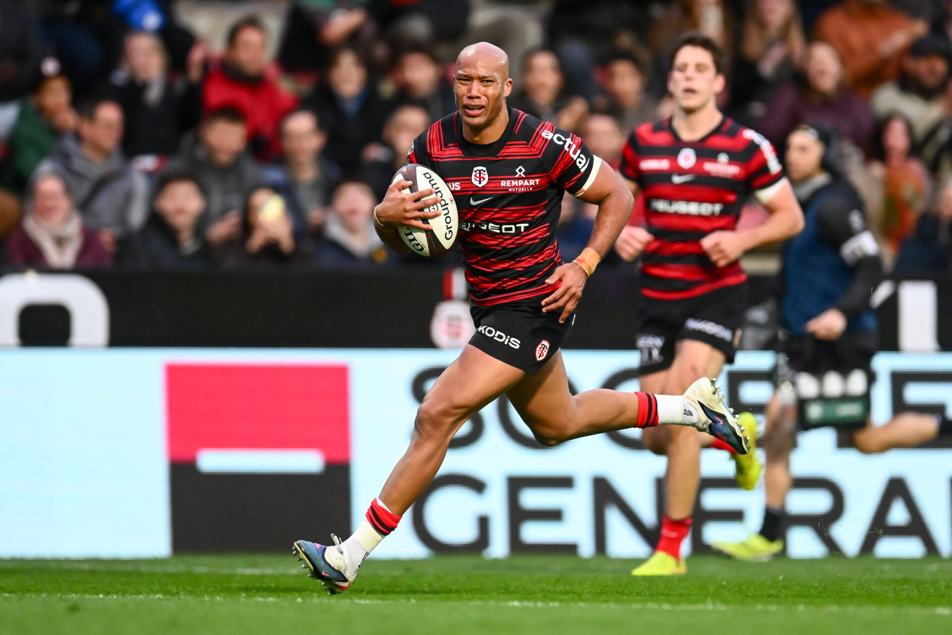 Le Stade Toulousain, toujours leader, a écrasé Montauban lors de la 18e journée de Top14