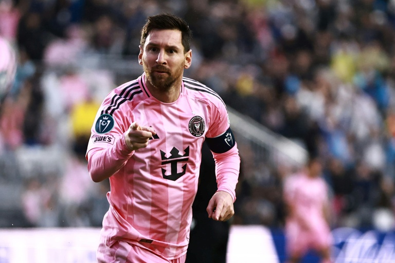 L'attaquant argentin de l'Inter Miami Lionel Messi a marqué le 900e but de sa carrière contre Nashville au premier tour retour de la Ligue des champions Concacaf le 18 mars 2026 à Fort Lauderdale (Floride)