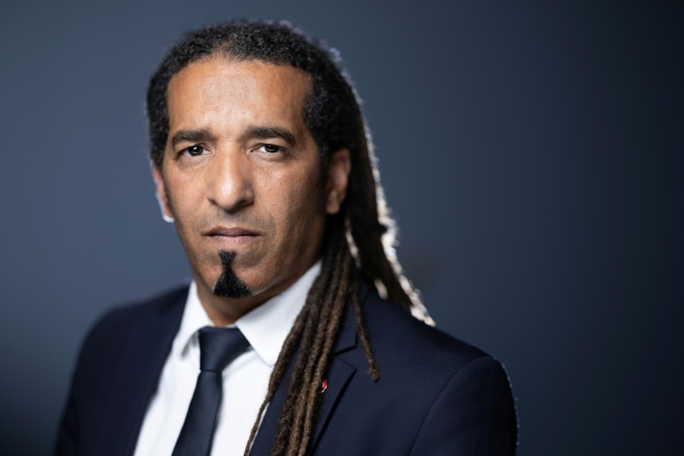 Le député écologiste Steevy Gustave pose le 25 juillet 2024 à Paris