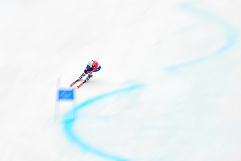 La Française Marie Bochet participe à l'épreuve féminine de slalom géant au Centre national de ski alpin de Yanqing, à Yanqing, lors des Jeux paralympiques d'hiver de Pékin 2022, le 11 mars 2022