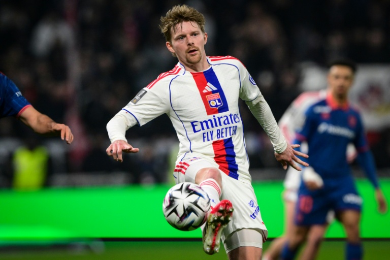 Le Tchèque Pavel Sulc, meilleur buteur de Lyon, lors du match contre Nice au Groupama Stadium le 5 février. Sulc réintègre l'équipe de l'OL avant sa confrontation avec les Espagnols du Celta Vigo jeudi en 8e de finale retour de Ligue Europa