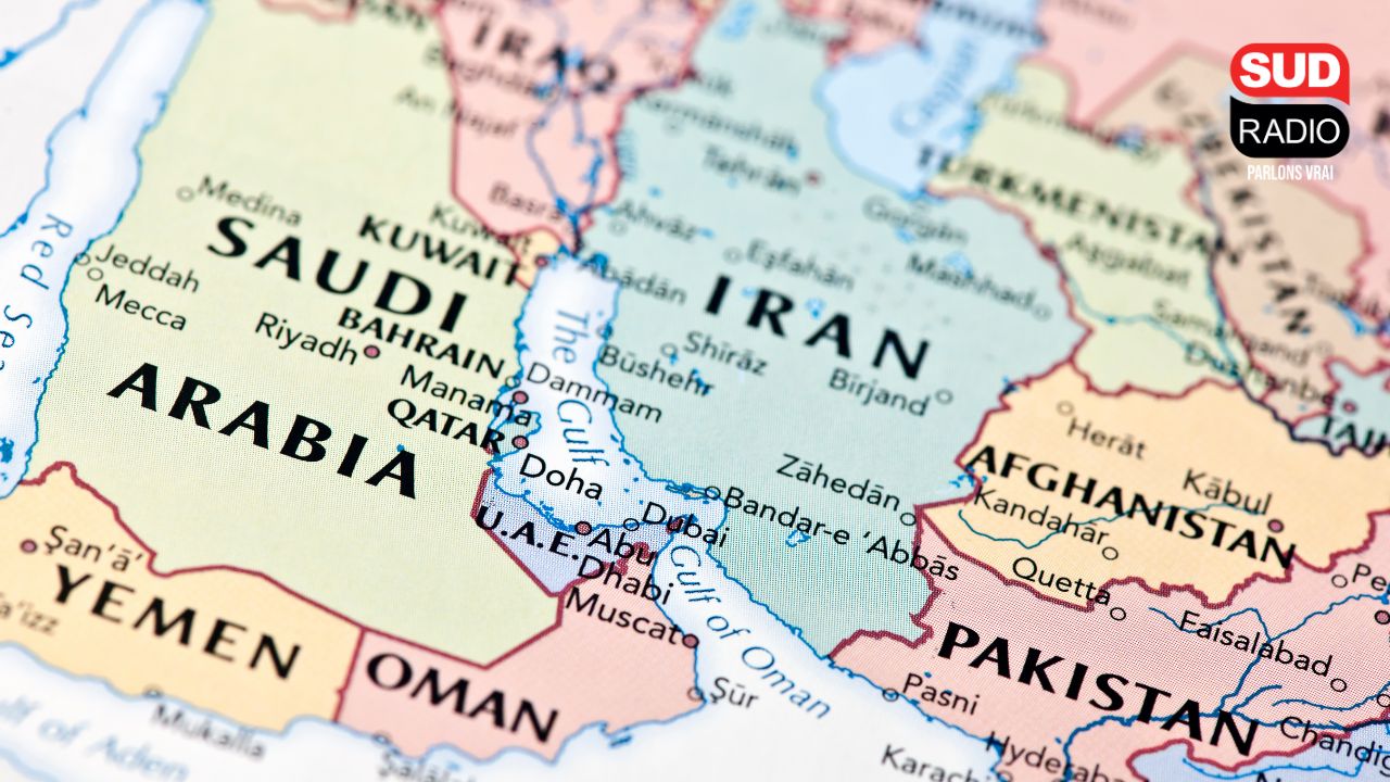 Bernard-Henri Lévy a fait parler de lui. Au micro de BFM TV, l'écrivain s'est exprimé sur la guerre au Moyen-Orient. Il a qualifié ce conflit de " juste guerre"