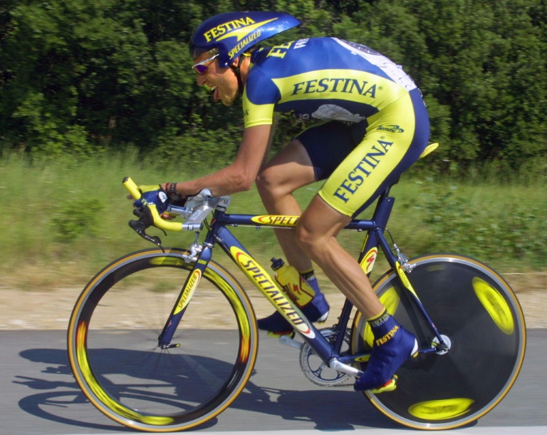 Christophe Moreau le 14 juin 2001 lors du contre la montre individuel de la 4e étape du Critérium du Dauphiné entre Beaumes-de-Venise à Valréas