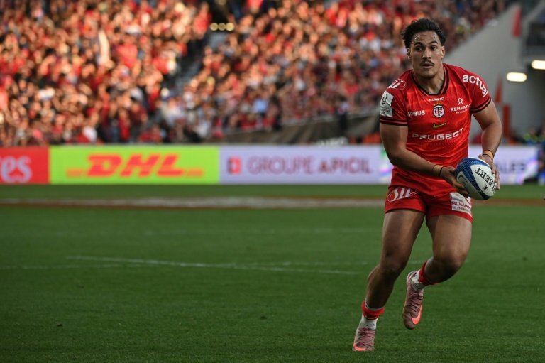 Le centre toulousain Kalvin Gourgues face à Bristol en 8e de finale de Champions Cup, le 4 avril 2026 au Stadium de Toulouse