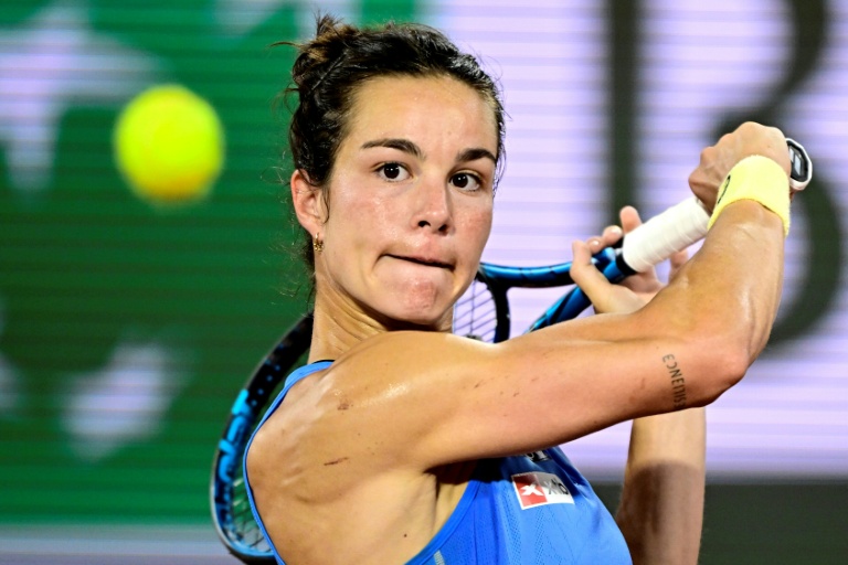 La Française Loïs Boisson pendant la demi-finale de Roland-Garros contre l'Américaine Coco Gauff le 5 juin 2026 à Paris