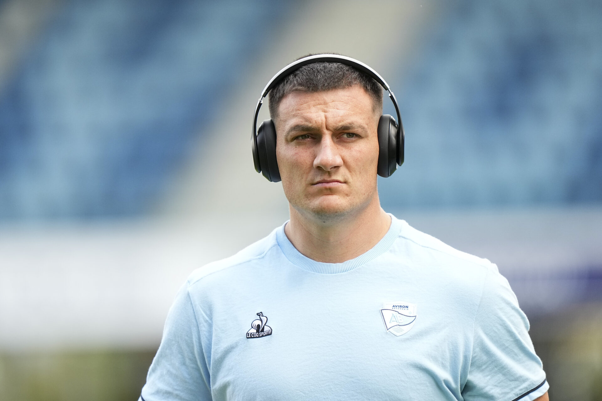 Ewan Johnson, deuxième-ligne de l'Aviron Bayonnais et interntional écossais, est un véritabe globe-trotter