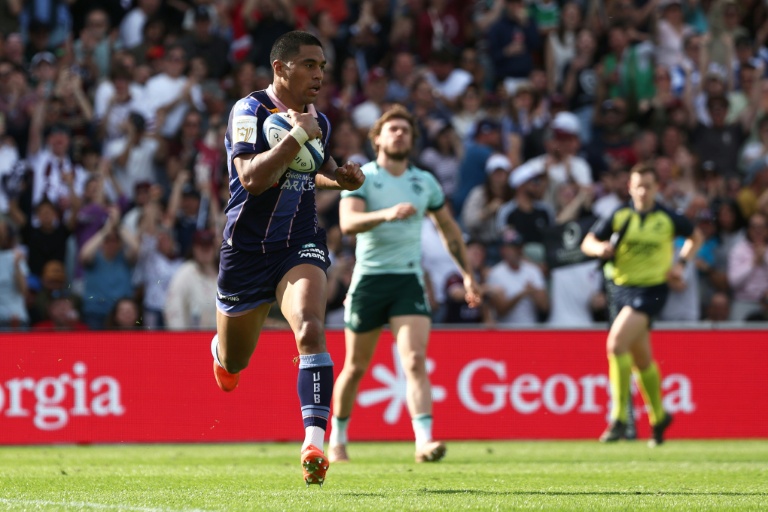 L'arrière fidjien de Bordeaux-Bègles Salesi Rayasi face à Leicester en 8es de finale de Champions Cup, à Bordeaux le 5 avril 2026