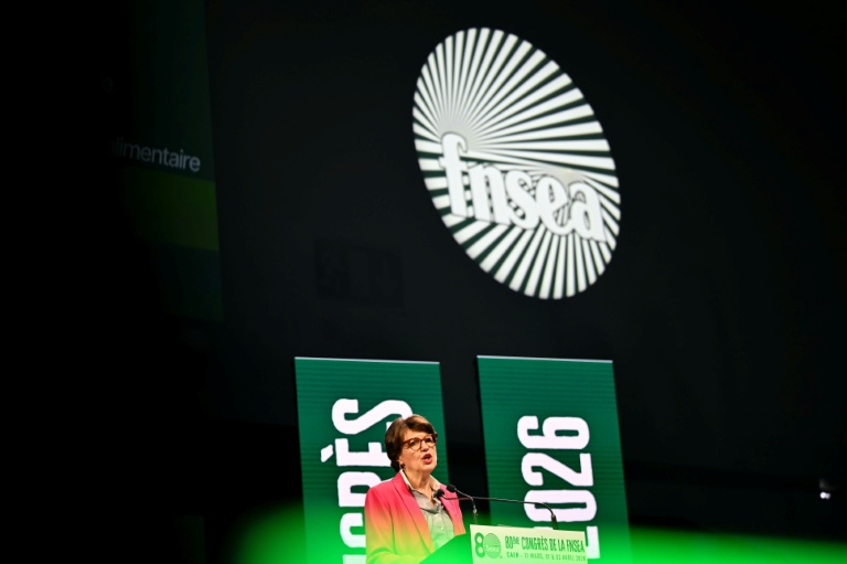la ministre de l'Agriculture Annie Genevard au congrès de la FNSEA à Caen, le 2 avril 2026 dans le Calvados