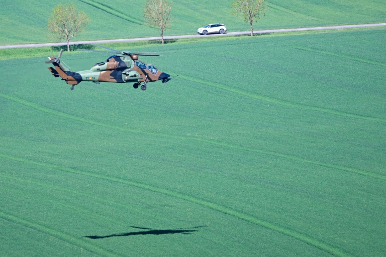 Un hélicoptère d'attaque espagnol Tigre lors d'un exercice militaire à Semoutiers-Montsaon, en Haute-Marne, le 23 avril 2026