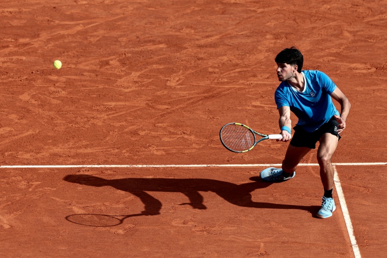 L'Espagnol Carlos Alcaraz durant sa demi-finale gagnée contre le Monégasque Valentin Vacherot, au Masters 1000 de Monte-Carlo, le 11 avril 2026