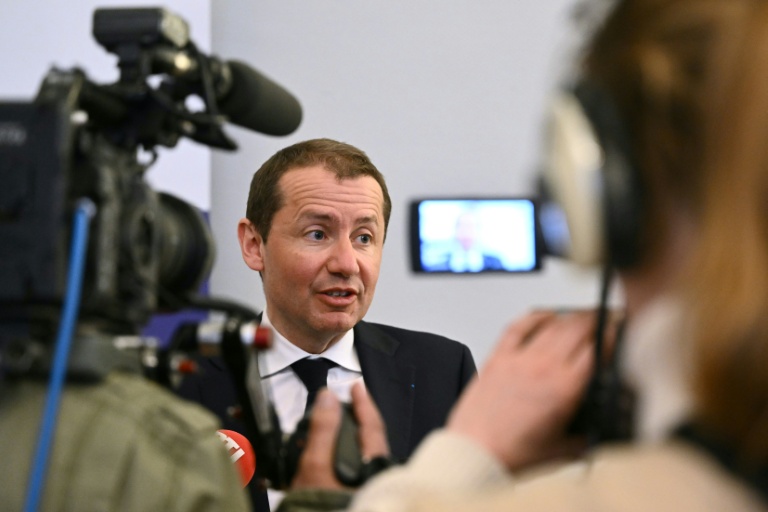 Le procureur de Mulhouse, Nicolas Heitz, à Hagenbach, après la découverte d'un garçon nu et dénutri enfermé dans une camionnette, le 10 avril 2026