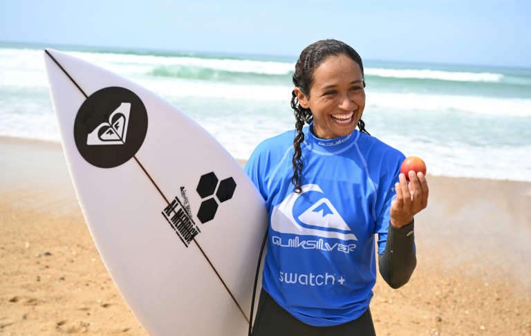 La Française Vahine Fierro participe au Quiksilver Surf Festival, à Hossegor, le 20 septembre 2025