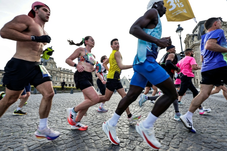 Les concurrentes et concurrents du marathon de Paris, le 12 avril 2026
