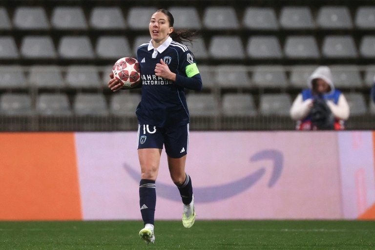 La capitaine du Paris FC Clara Mateo, face au Real Madrid en Ligue des champions, le 11 février 2026 au stade Charléty