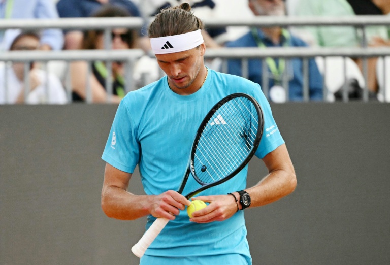 L'Allemand Alexander Zverev lors de sa défaite face à l'Italien Luciano Darderi en 8e de finale du Masters 1000 de Rome le 12 mai 2026